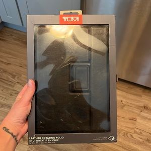 Tumi Rotating Folio for IPad Air 2